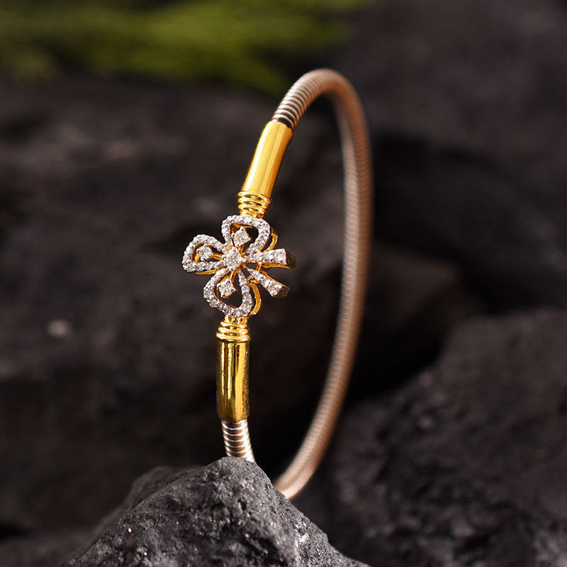 Diamond Noa image 13