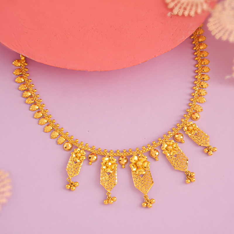 Lightweight Necklace image 16