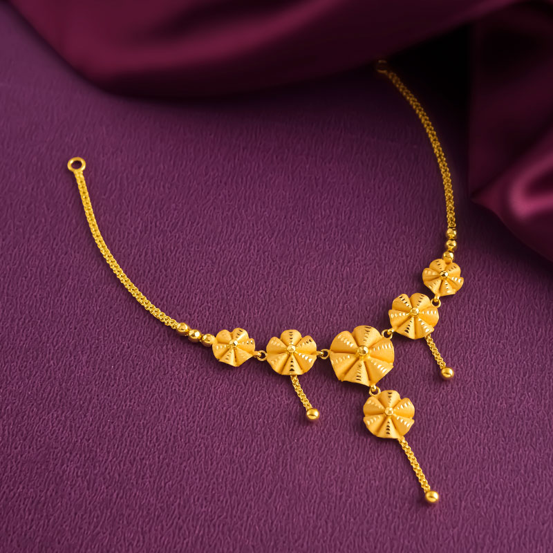 Lightweight Necklace image 17