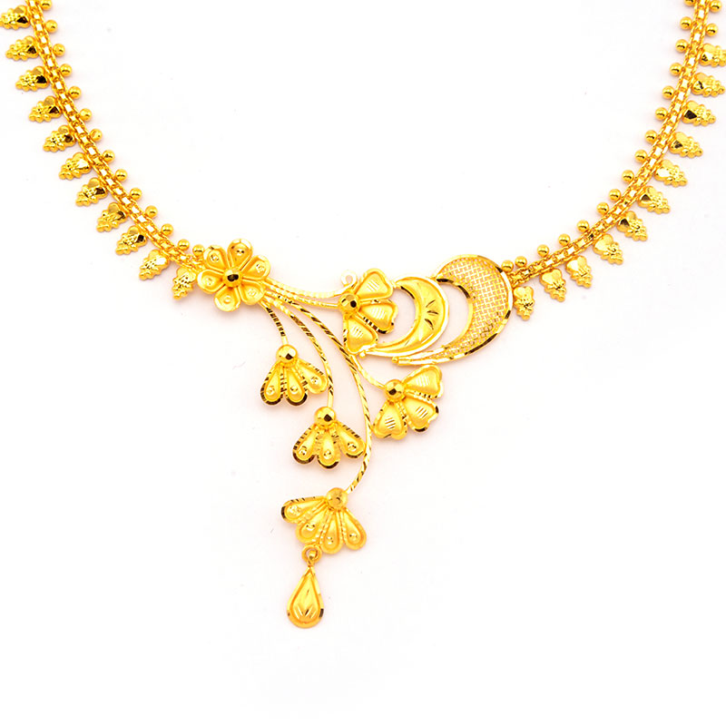 Lightweight Necklace image 20