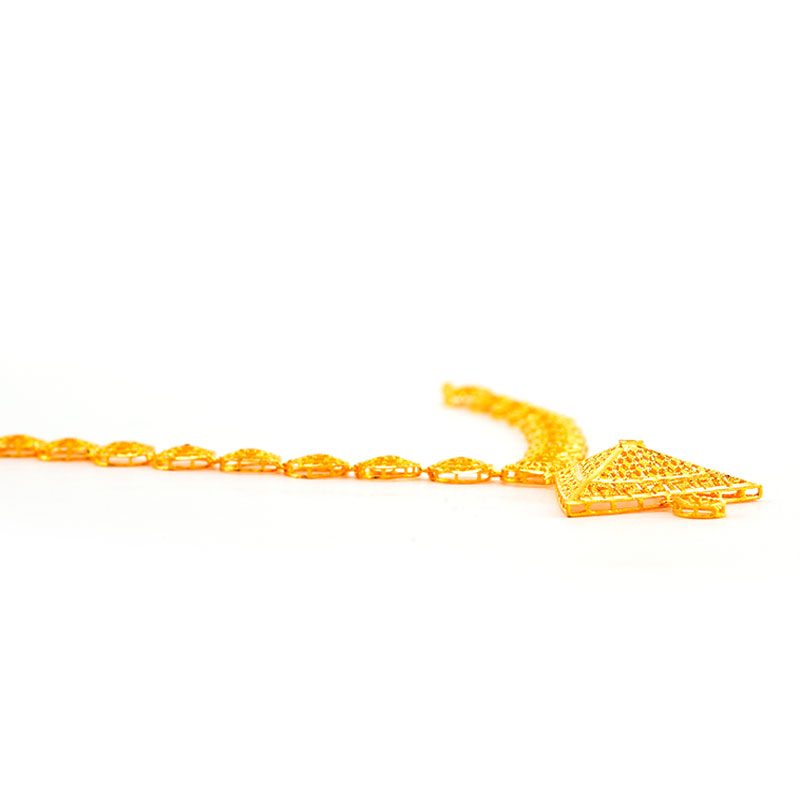 Light Weight Necklace