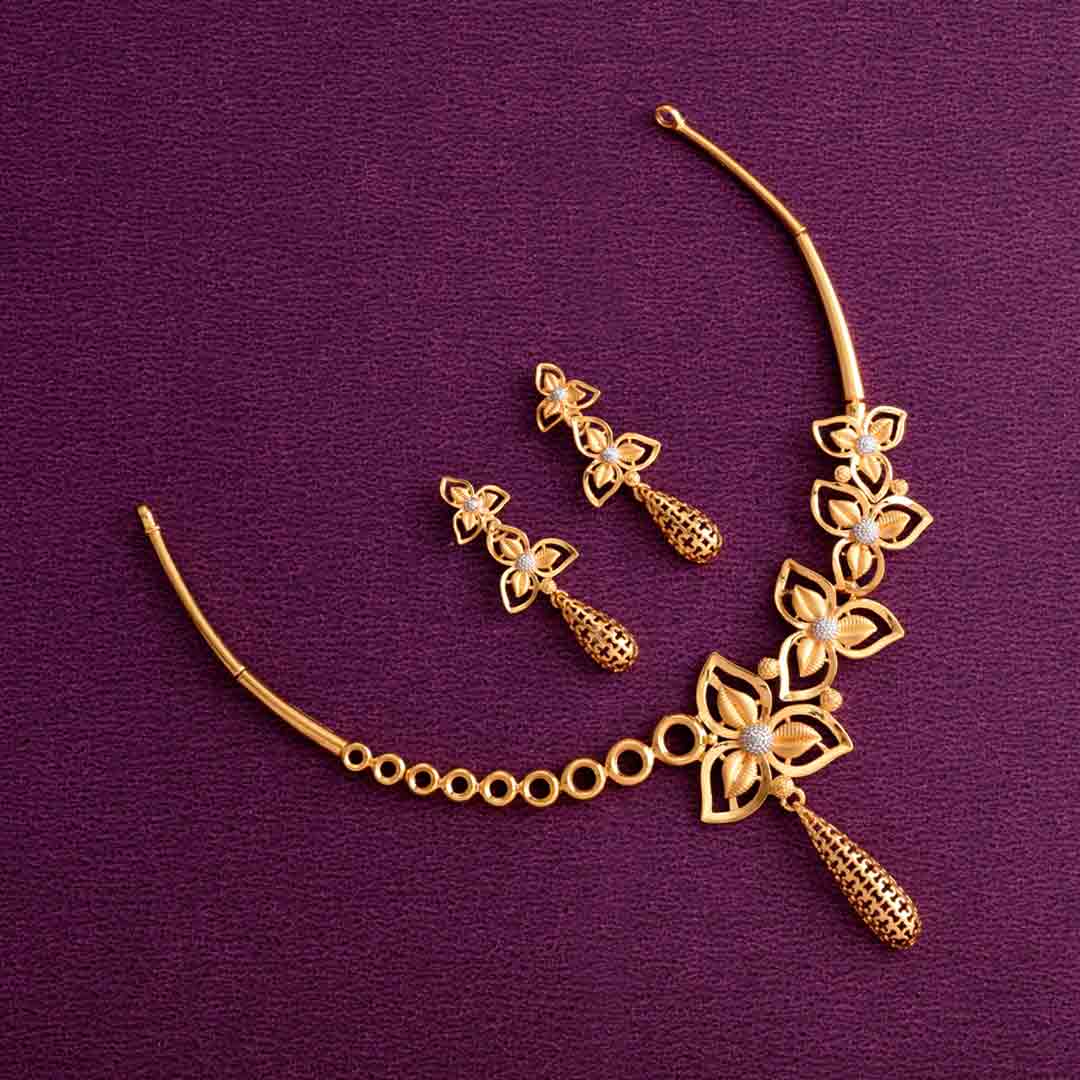 Lightweight Necklace image 48