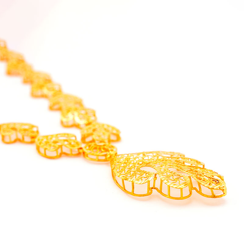 Light Weight Necklace