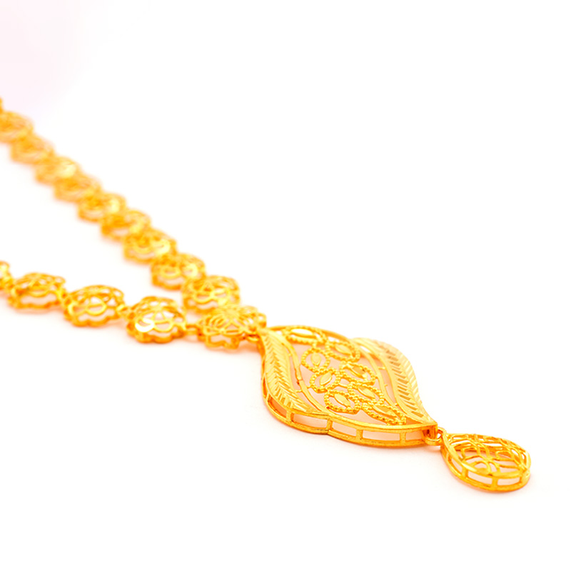 Light Weight Necklace