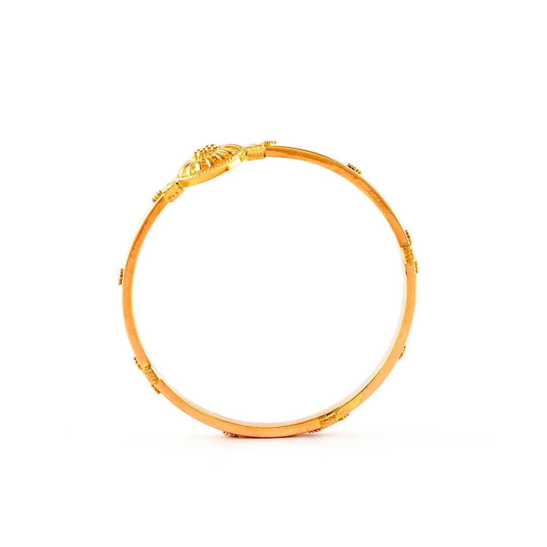 Gold Ayesta