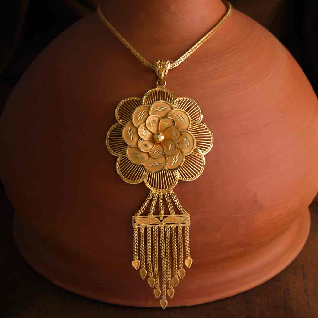 Pendant image 132