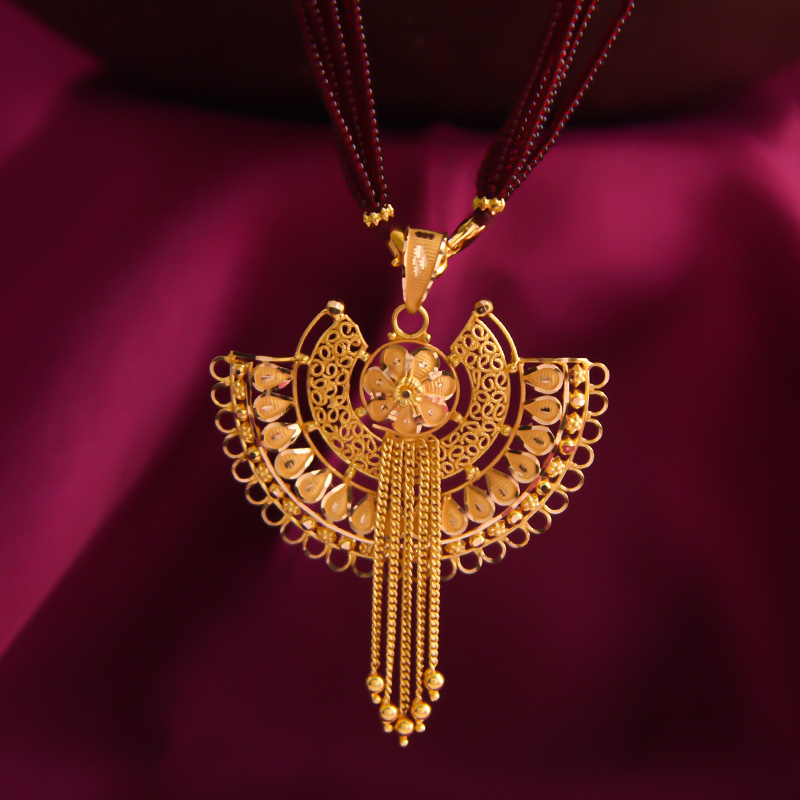 Pendant image 65