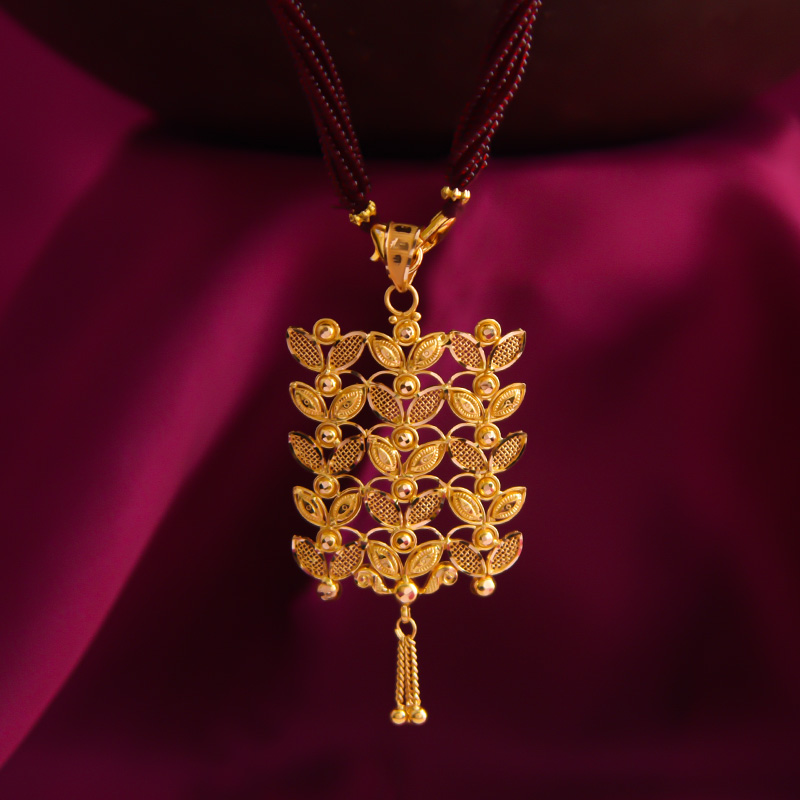 Pendant image 67