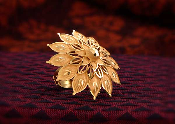Ring image 75