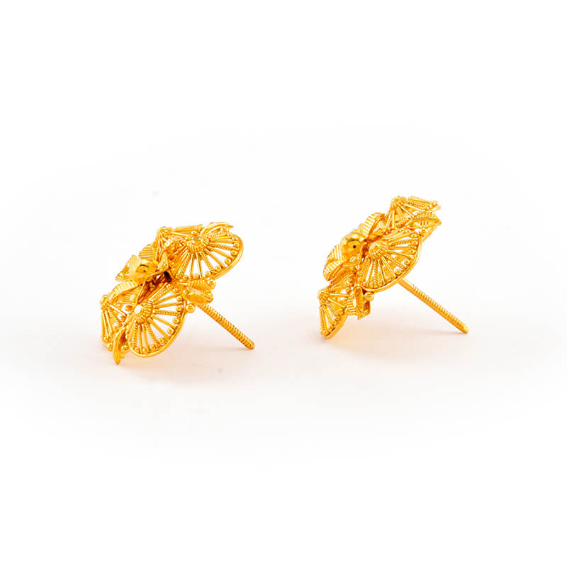 Ear-tops