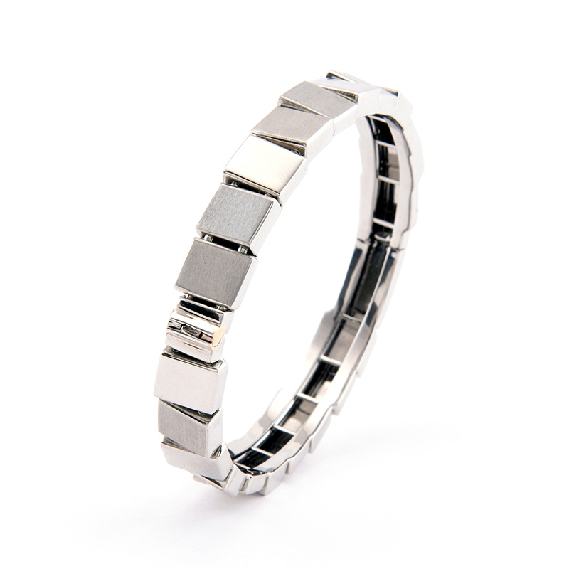 Platinum jewellery 4