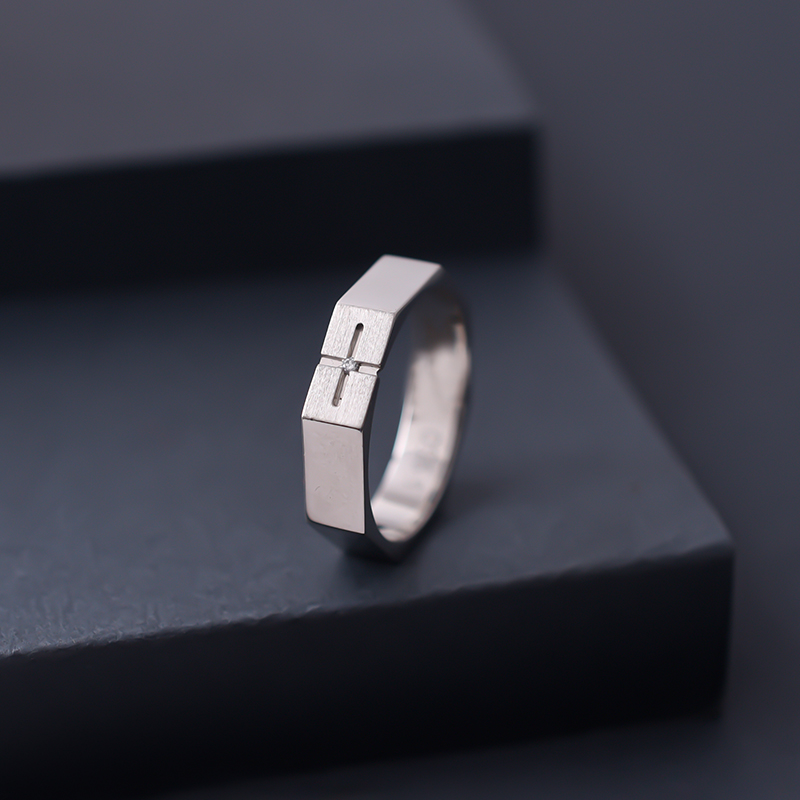 Platinum jewellery 5