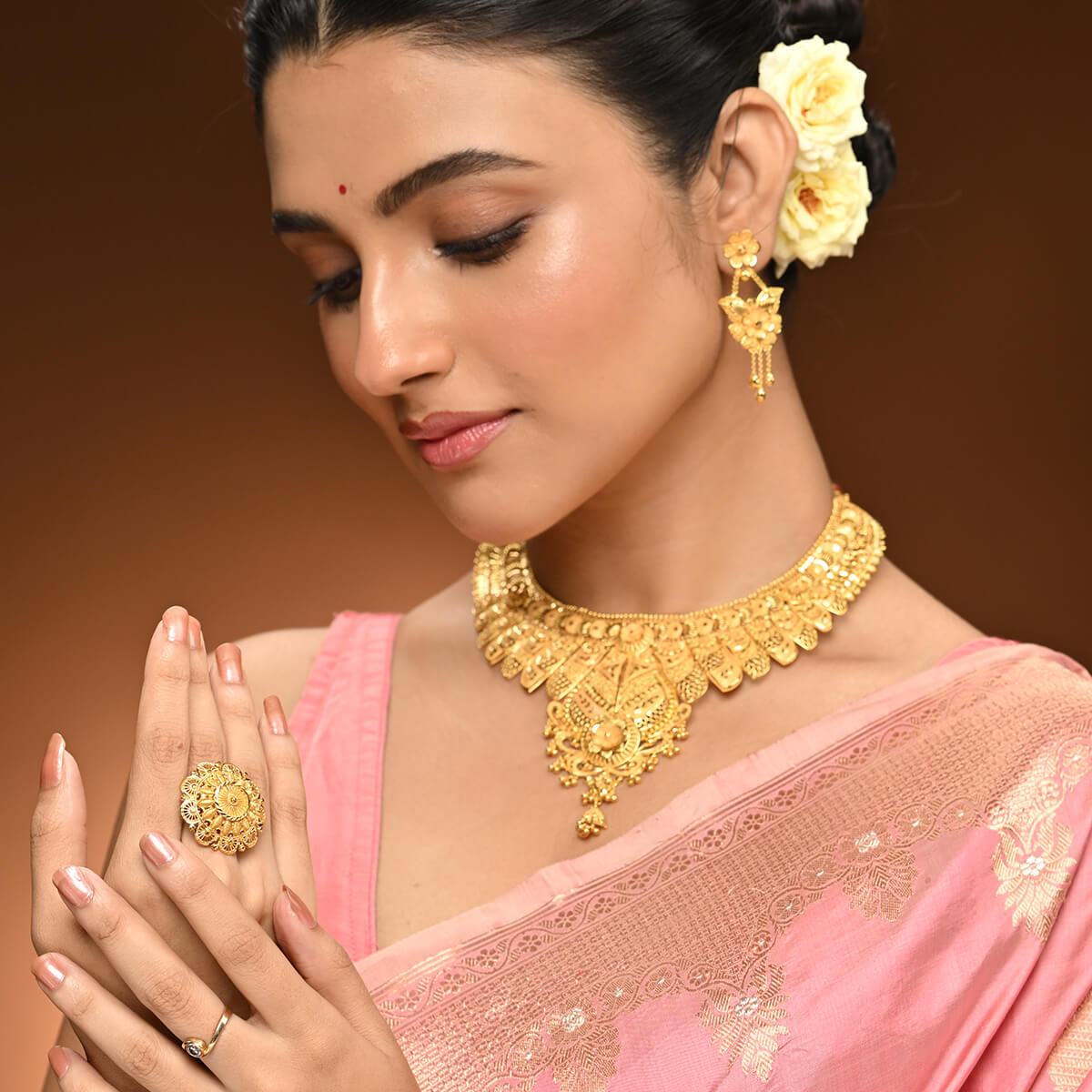 Gold Necklace banner