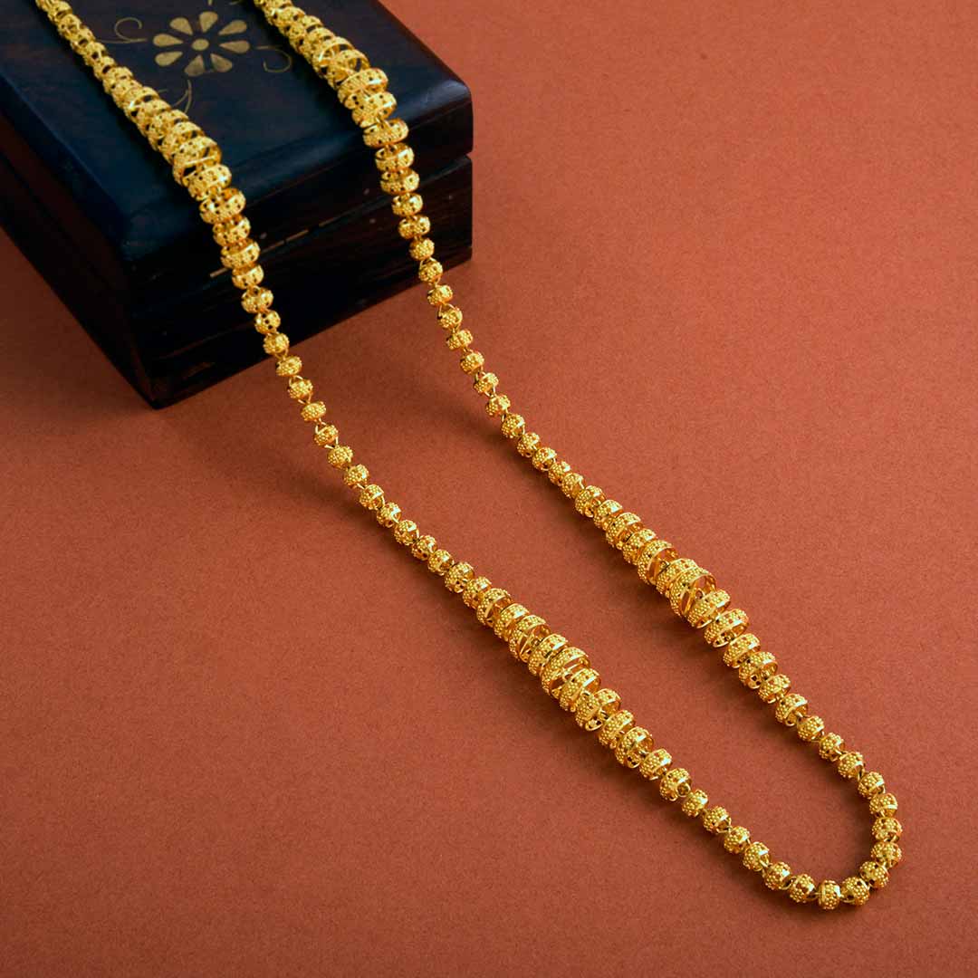 Gold Chains image 18