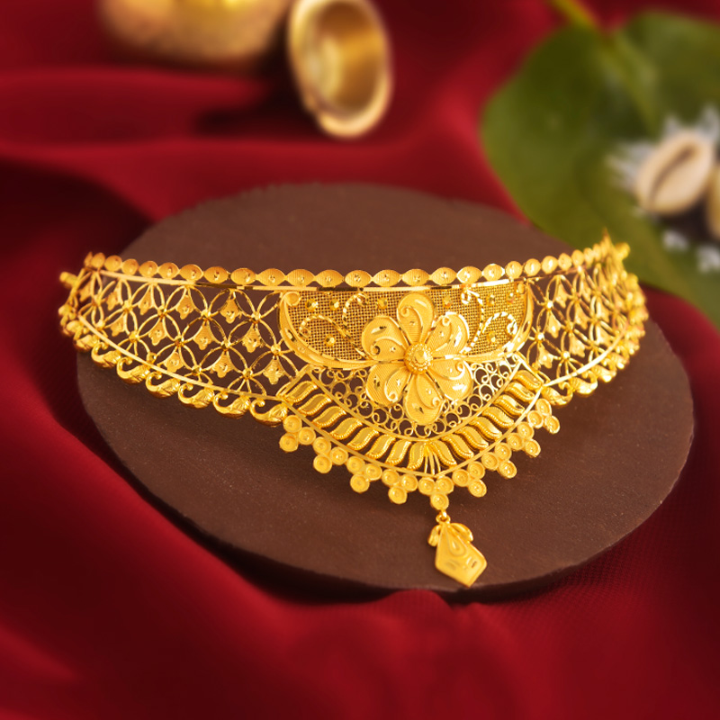 Gold Choker image 13