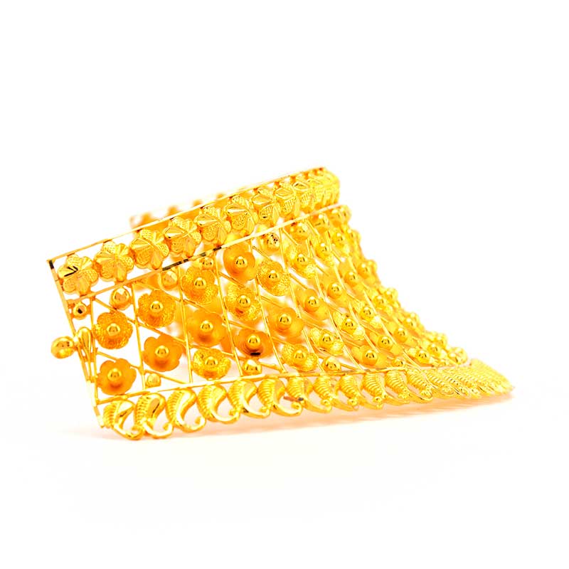 Gold Choker