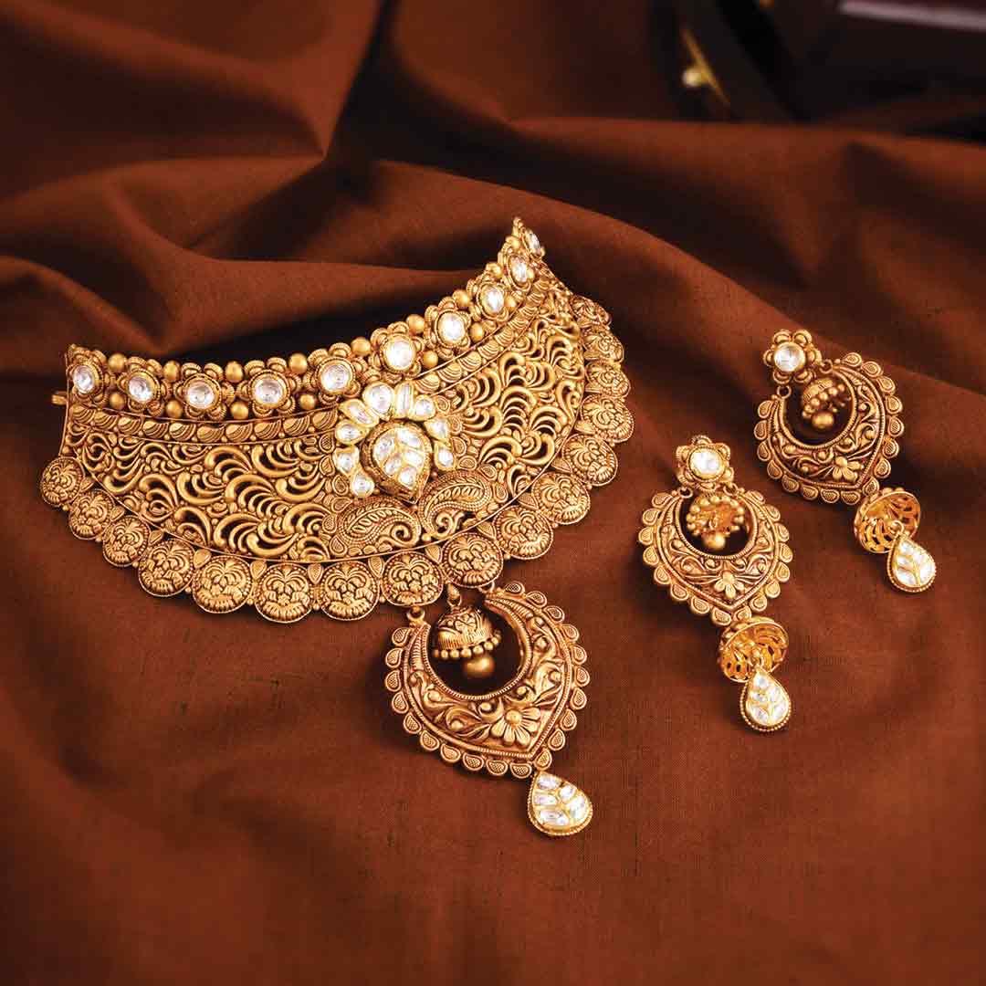 Gold Choker image 30